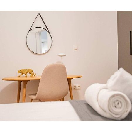 O&O Group - Eclectic Chic Thissio Apartment Athen Eksteriør bilde